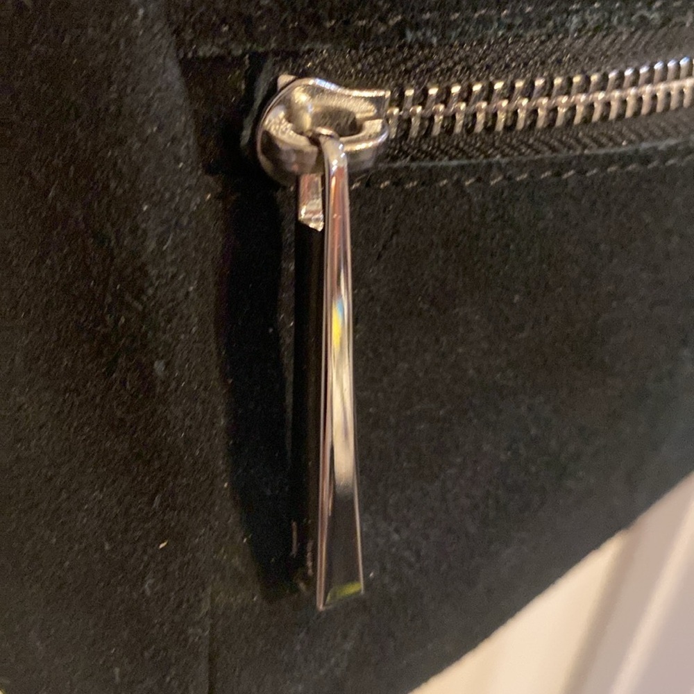 Halson crossbody in black suede immaculate condition - Picture 5 of 12